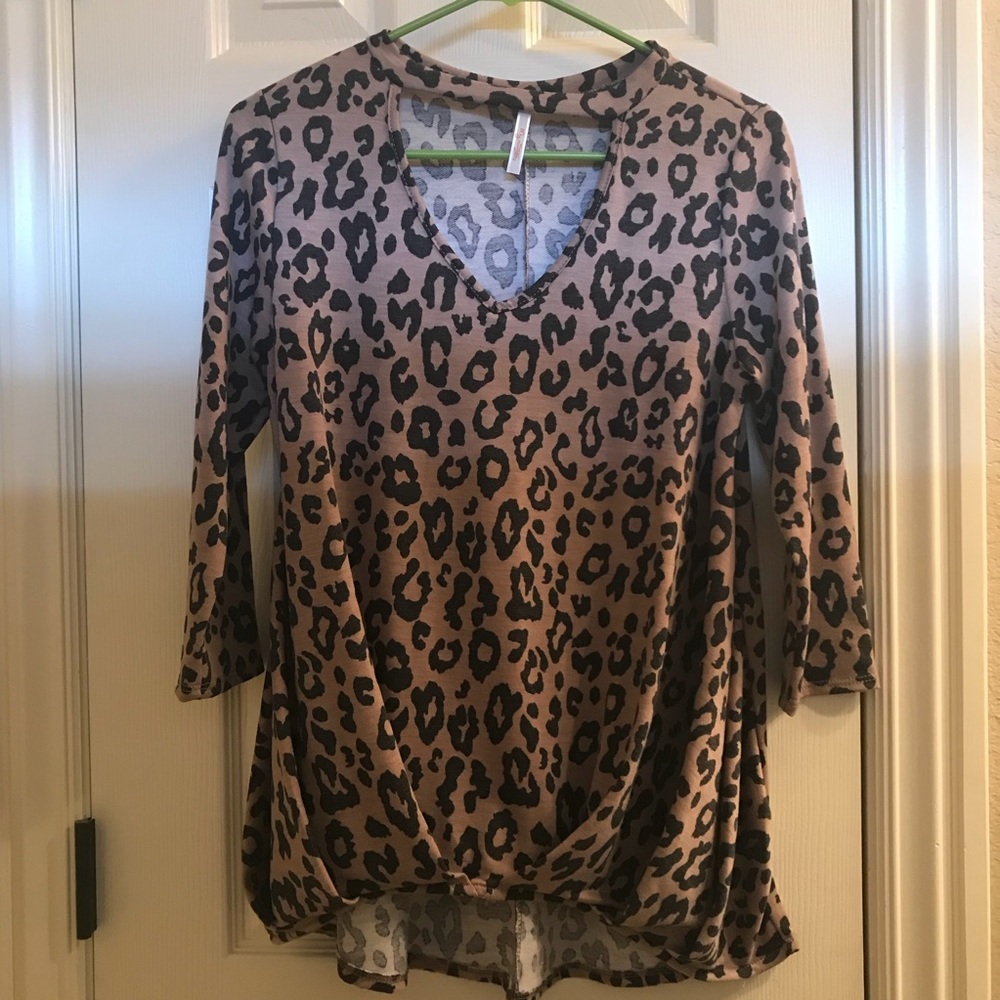 Leopard Top